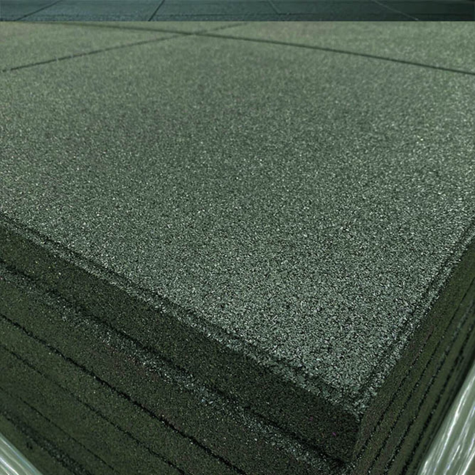 rubber-gym-flooring-green-1-m2-50-x-50-cm-4.jpg